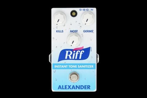 Alexander Pedals The Riff