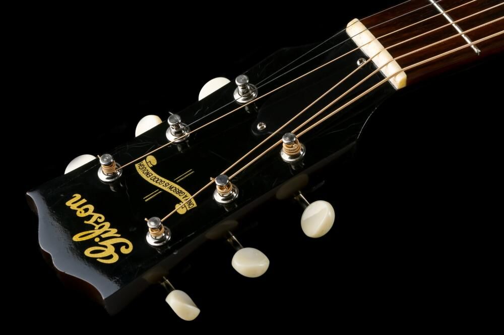 Gibson J-45 True Vintage (#541)